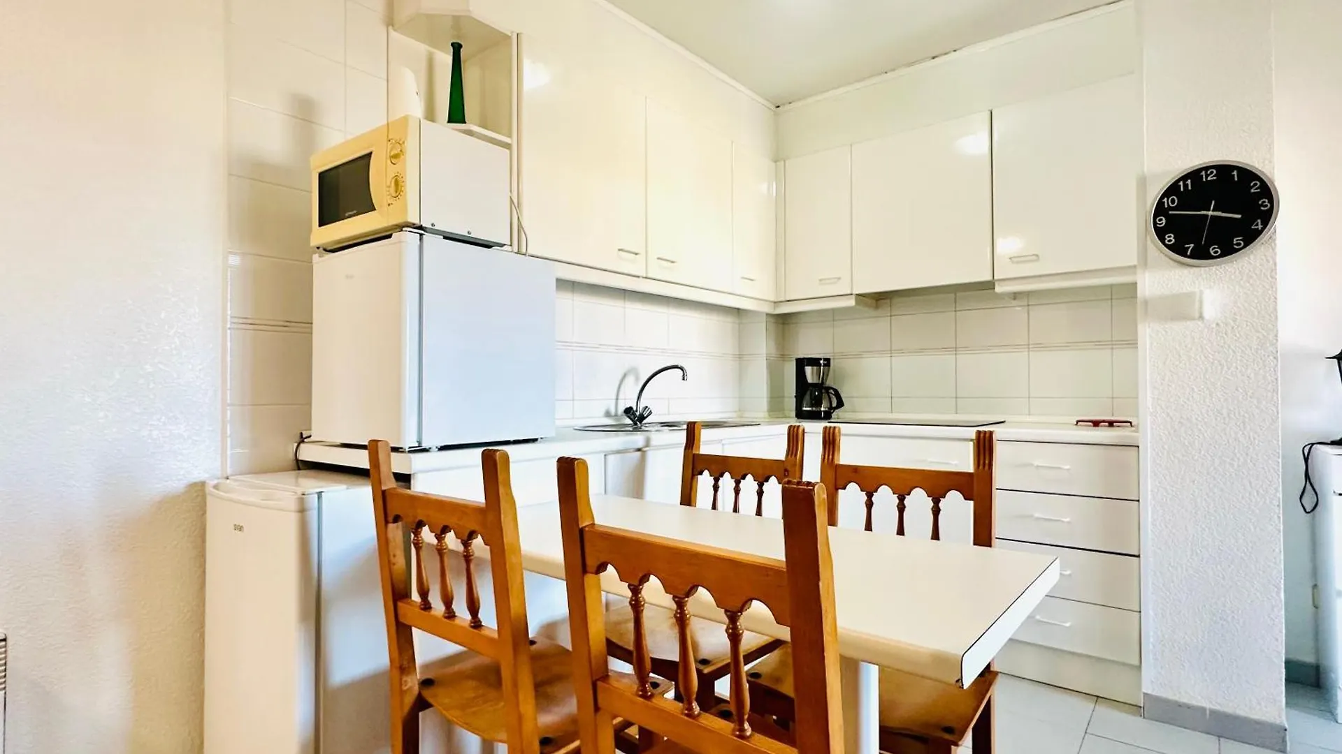 Global Immo 2179 Rocmar 7 4-B Apartment Roses Spain