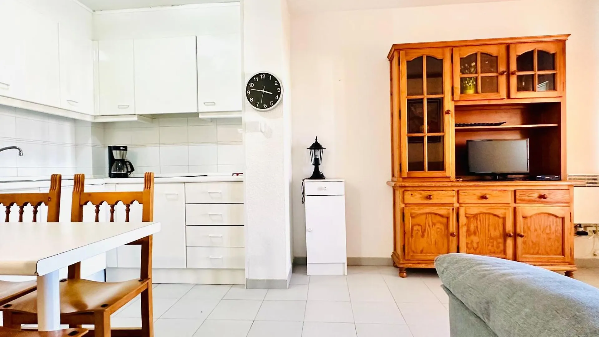 Global Immo 2179 Rocmar 7 4-B Apartment Roses Spain